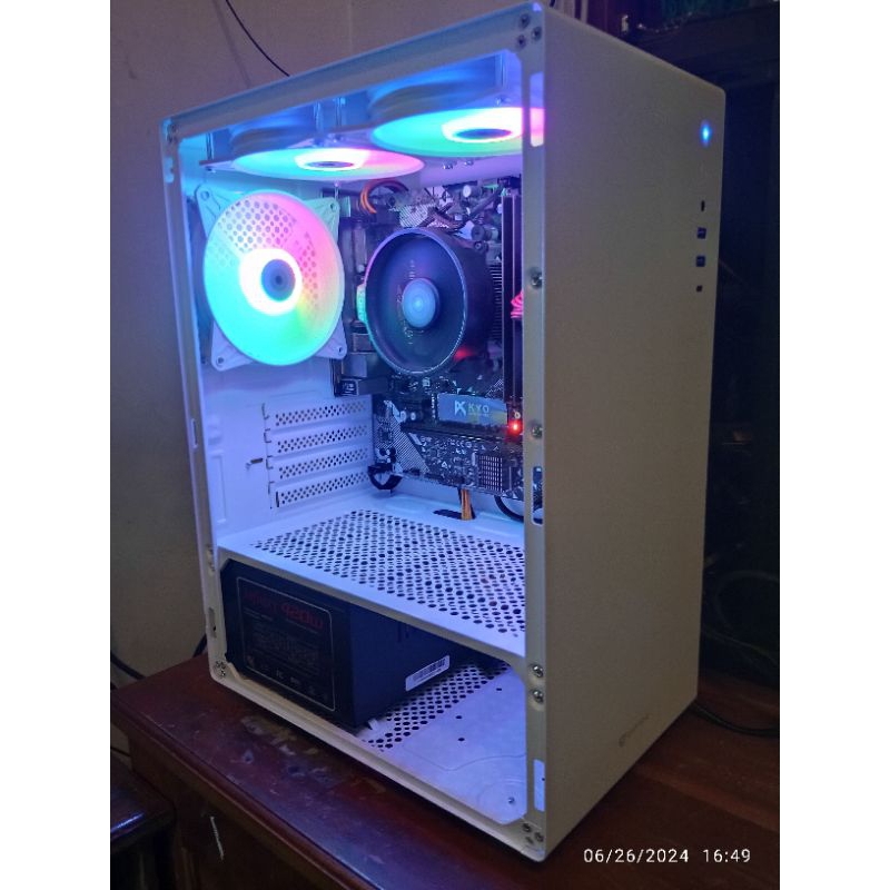 Cpu Ryzen 3 2200g +A320M+8gb/16gb ram+SSD 128gb/256gb