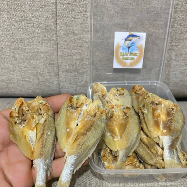 

Ikan Asin Kepala Batu Ikan Asin Belah 250gr