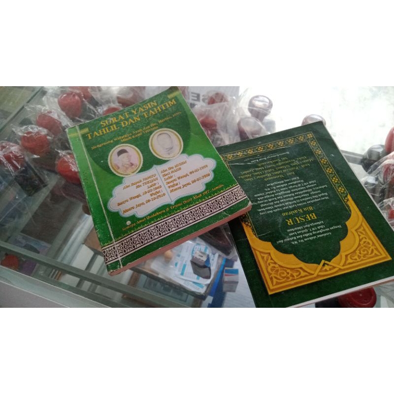 

Buku Yasin sampul costum request