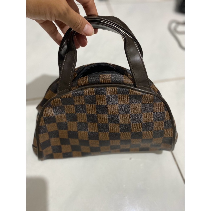 hand bag hp ala lv atau tas kosmetik