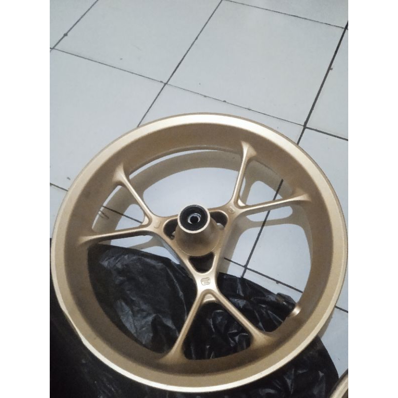 Velg racing Yamaha Aerox original mulus