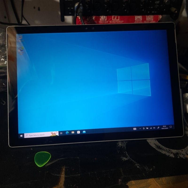 microsoft surface pro 4 i5 8gb ssd 256gb