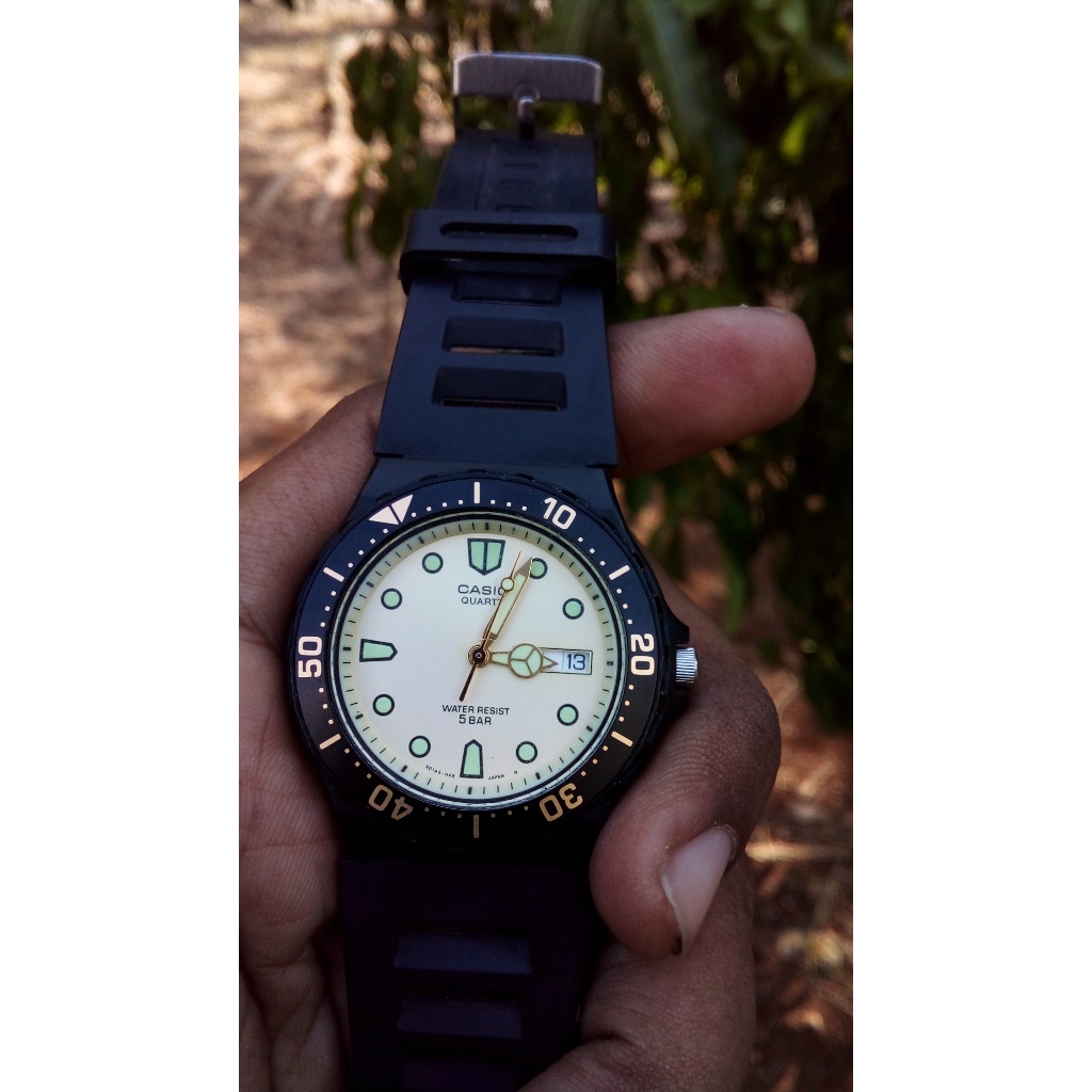 Jam Casio Diver MRW-81