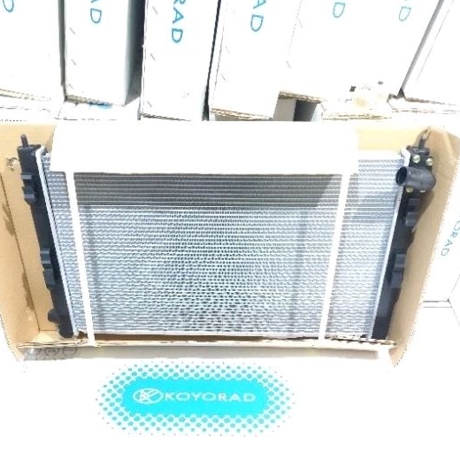 Radiator Outlander Generasi pertama