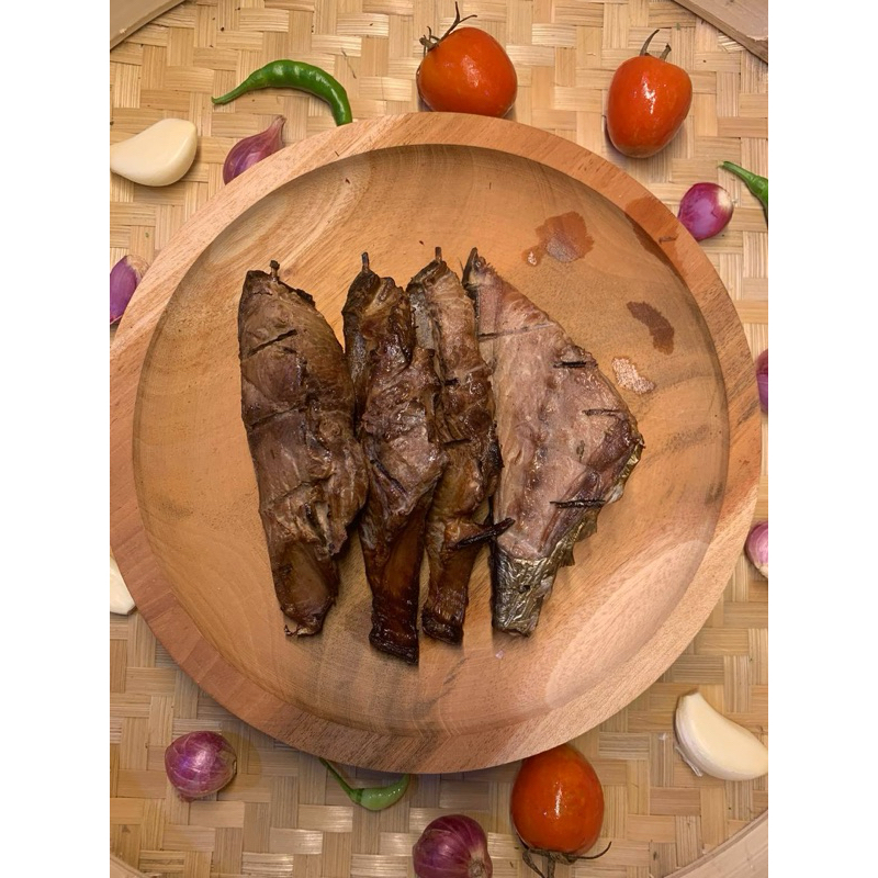 

Ikan asap tongkol / cakalang asli pati (isi 5)