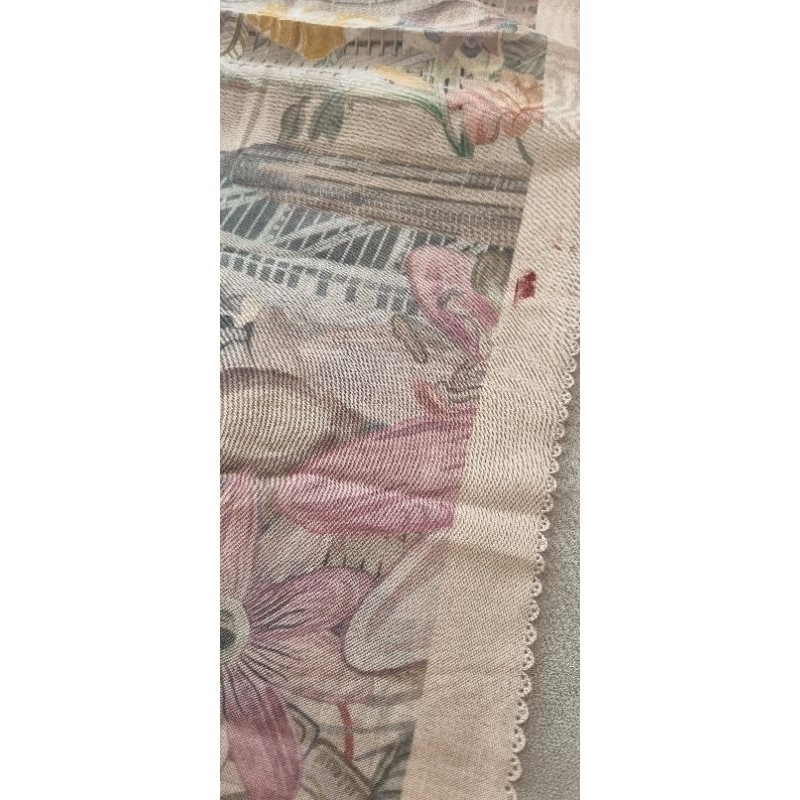 buttonscarves preloved series dubai vanilla