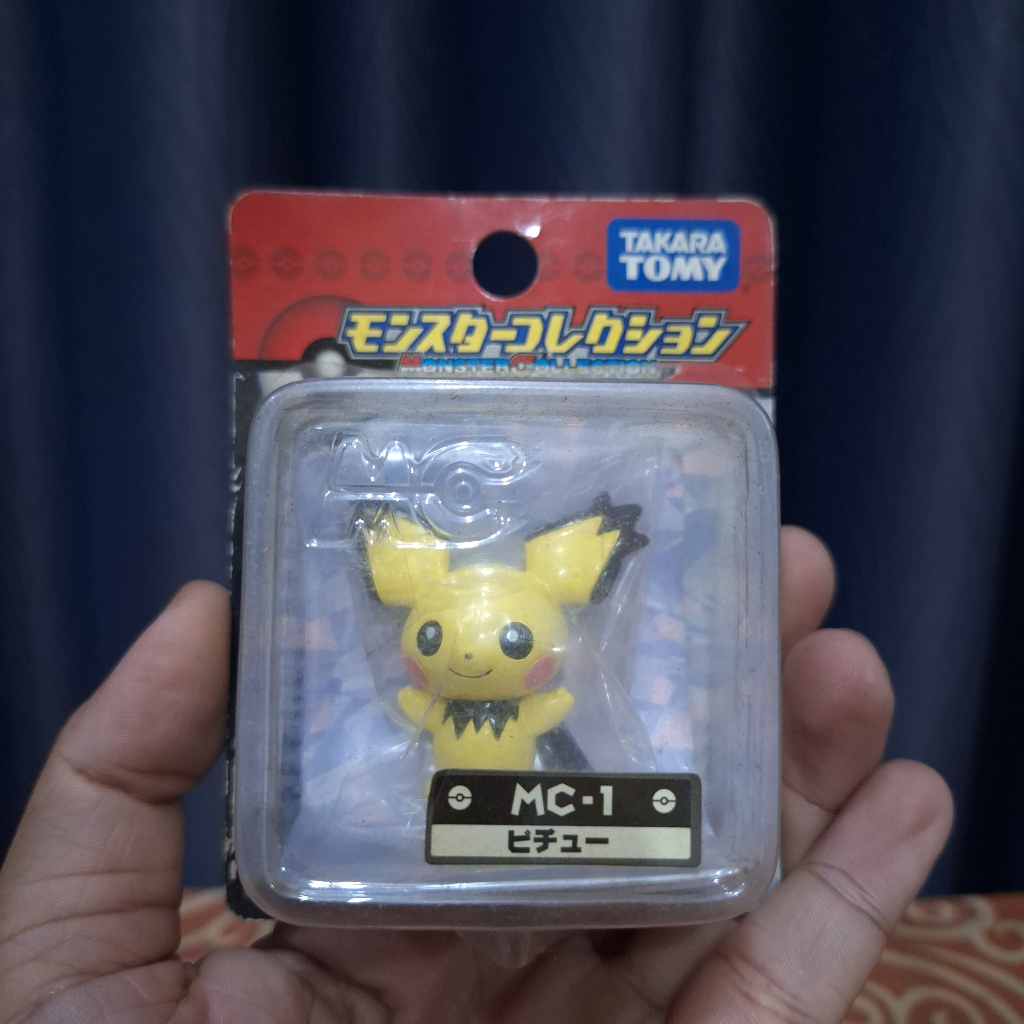 Takara Tomy Moncolle Pokemon Action Figure Pichu Female Spiky Ear Original Rare