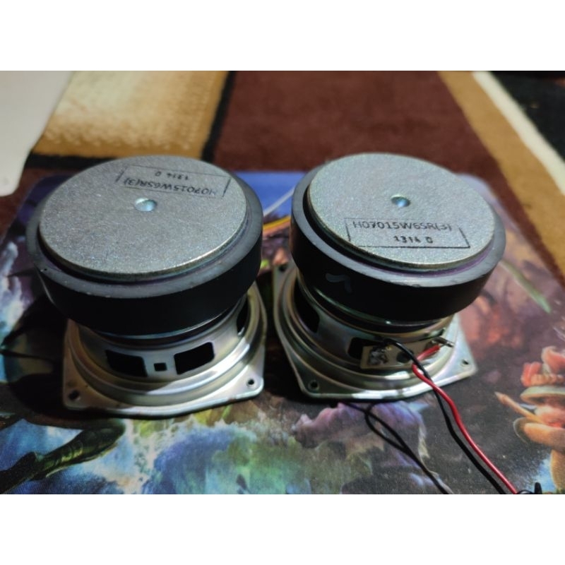 speaker subwofer polytron sepasang