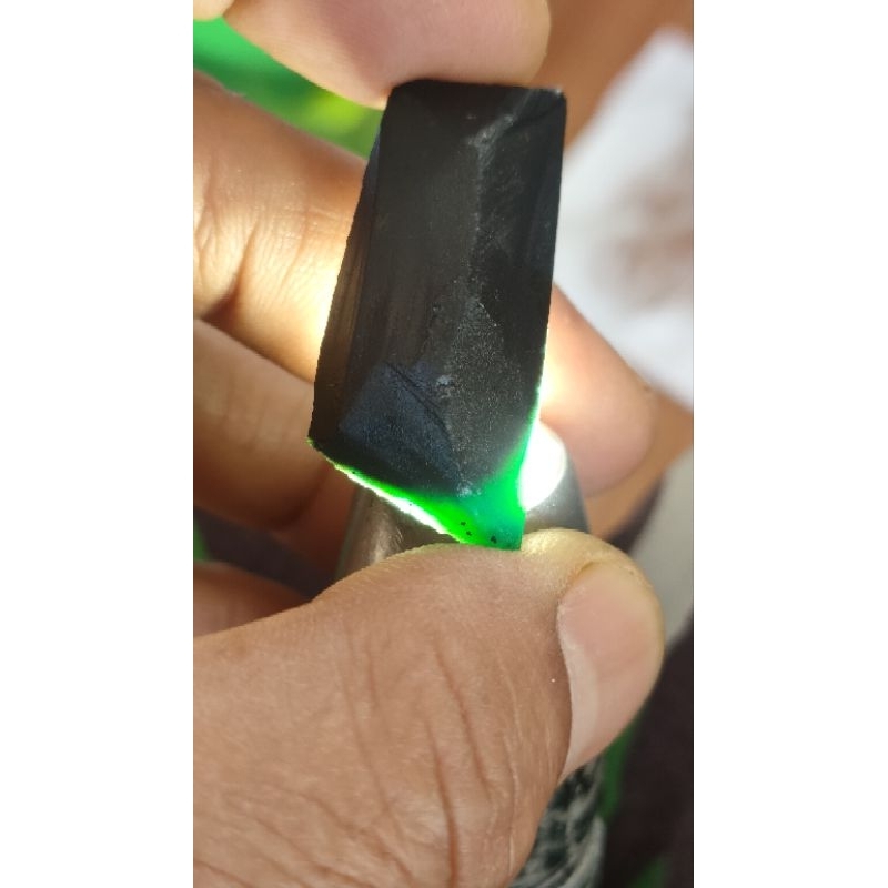 bacan doko majiko biru campur hitam kenari