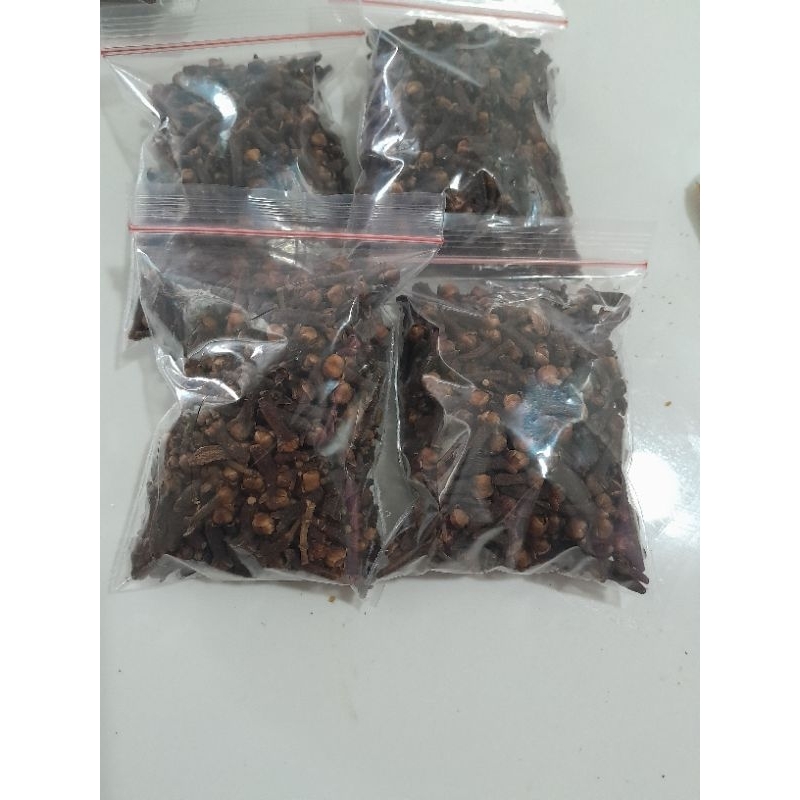 

cengkeh lalpari (utk masakan,bahan bako,,obat asam urat dan radang sendi