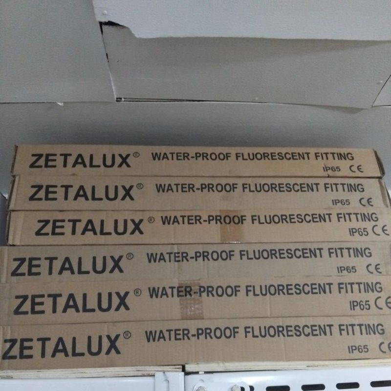 kap lampu waterproof 1x18 zetalux