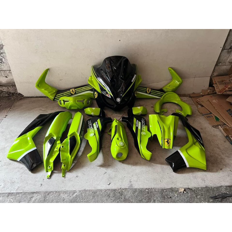 Fullbodi Nmax predator motif Hijau Ferrari utk Nmax old dan Nmax new
