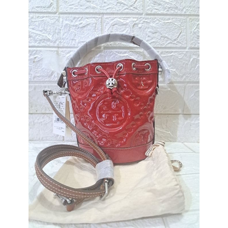 Tas New TB Bucket ada minus tipis