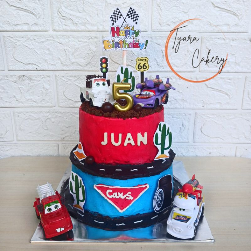 

MC QUEEN 2 Tier | Cake MC QUEEN 2 Tingkat