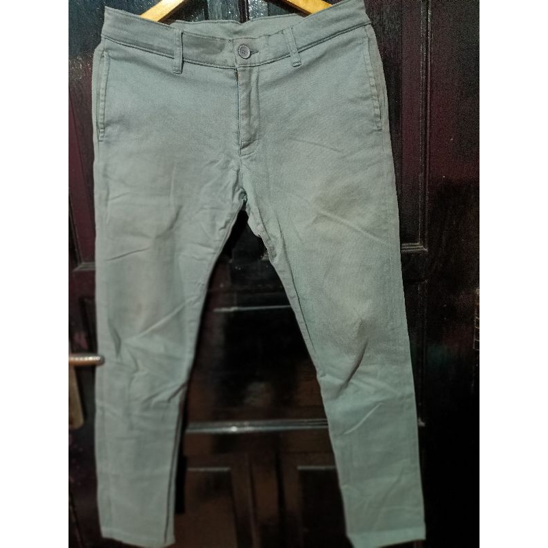 Celana chinos Tirajeans Preloved