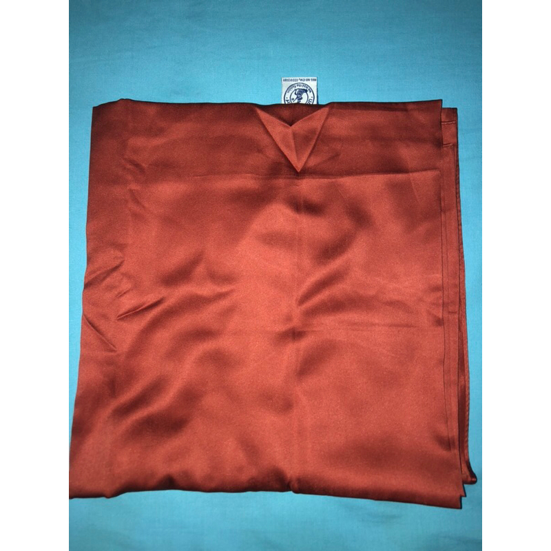 Hijab Silk Segiempat by Um*ma ( prelovedbynnaw )