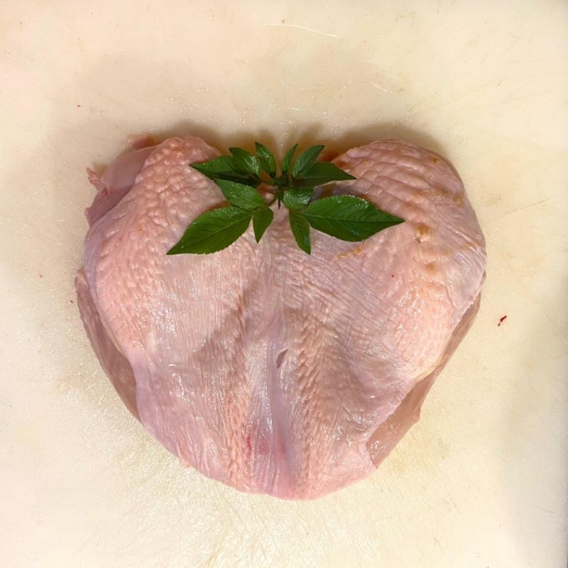 

Fillet Dada Ayam Pake Kulit 1kg