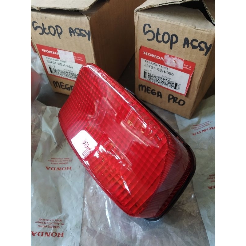 Lampu belakang stoplamp assy Honda megapro lama mega pro Hiu Ori