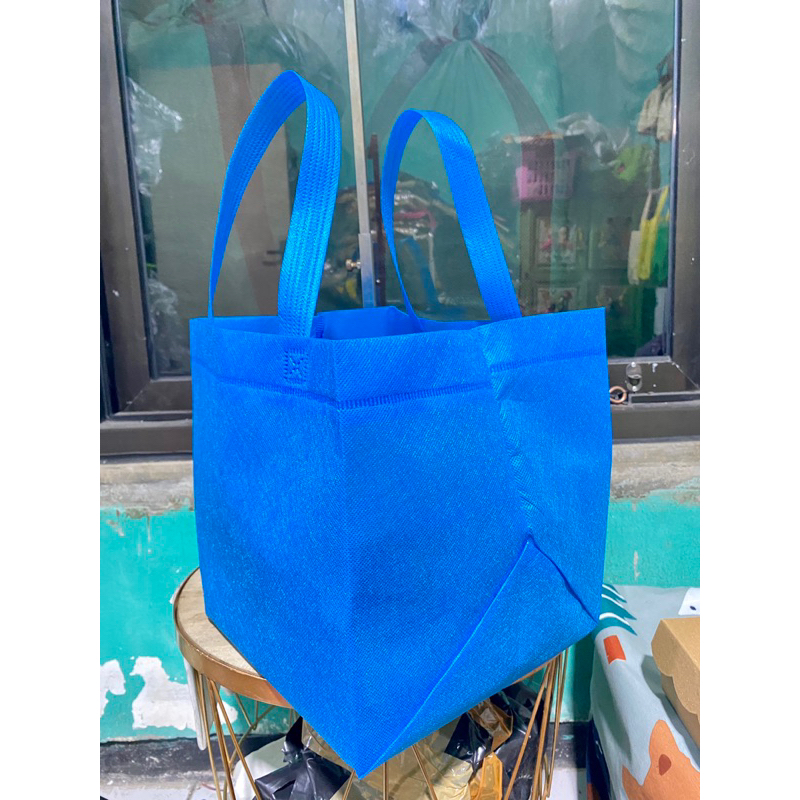 

(1 LUSIN = 12 PCS) GOODIE BAG HAJATAN SPUNBOND 60 GSM 22x22 CM TINGGI 25 CM/ TAS HAJATAN / GOODIEBAG / TAS SPUNBOND TERMURAH / TAS HAJATAN TERMURAH / TAS PARCEL / TAS HAMPERS / TAS BINGKISAN