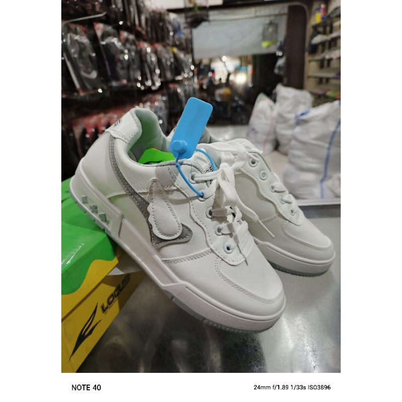sepatu wanita spike locus ybt 0301 white/light grey