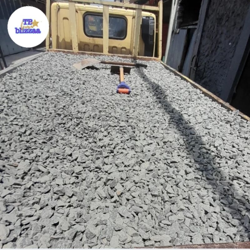 Batu Split 1 Full Coltdiesel Engkel 3 Kubik Batu Sepelit 3m3 Full Coltdiesel Engkel 3m3