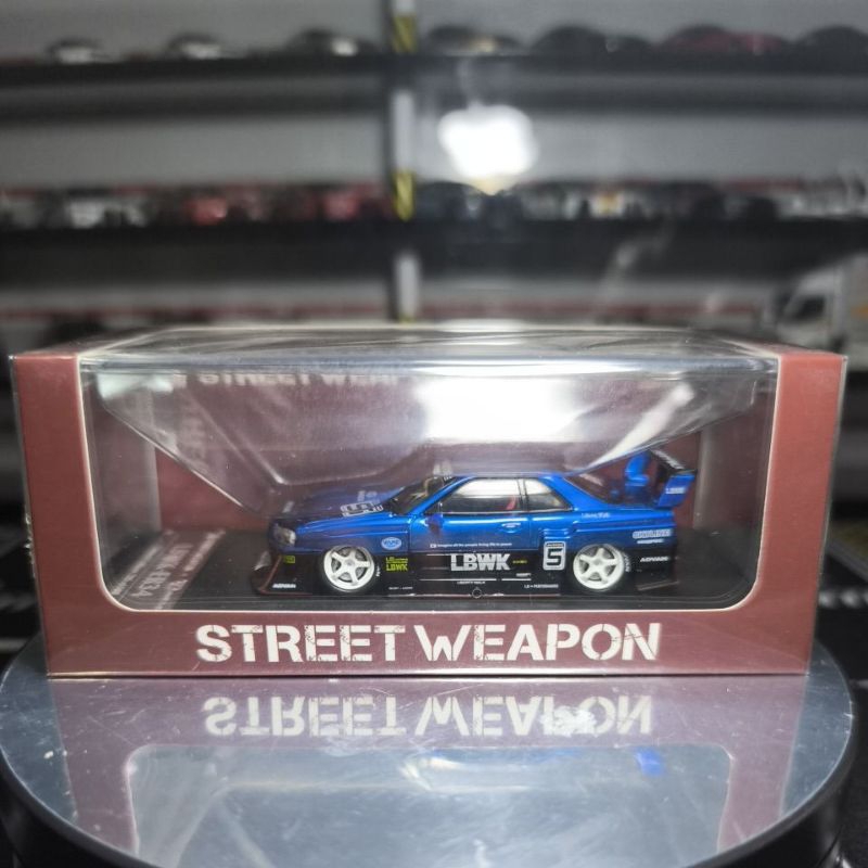 street weapon nissan skyline er34 blue