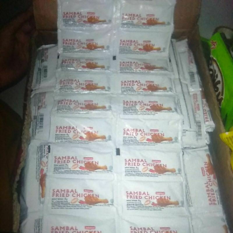 

paket hemat 6 renceng saos sambal fried chicken 1 renteng isi 24 pcs ( 144 pcs)