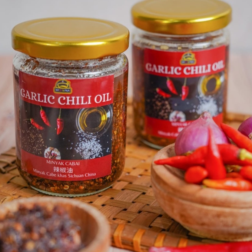 

[READY STOCK] GARLIC CHILI OIL WOK&PAN Minyak Cabai khas Sichuan / CHILI OIL ORIGINAL WOKPAN
