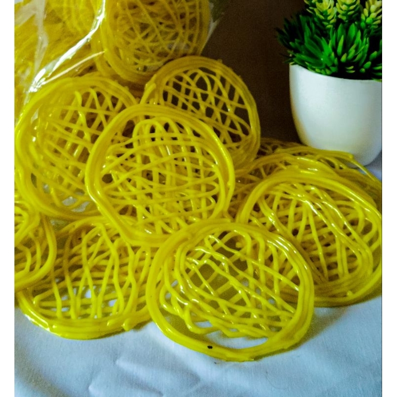 

kerupuk kuning mentah // kerupuk kuning // kerupuk mentah // kerupuk kuning besar