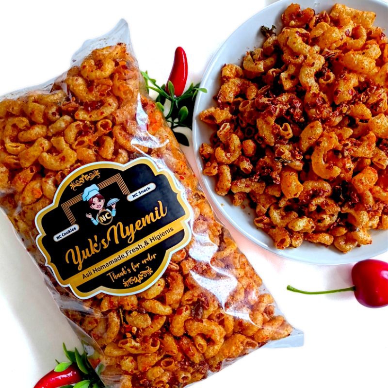 

MAKARONI BUMBU RUJAK ULEK PEDAS MANIS ASIN GURIH DAUN JERUK HOMEMADE