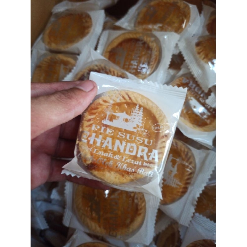 

PIE Susu candra khas Bali isi 10
