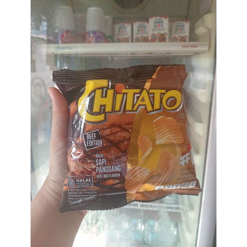 

Chiki Chitato rasa sapi panggang 1 renceng isi 10 pcs