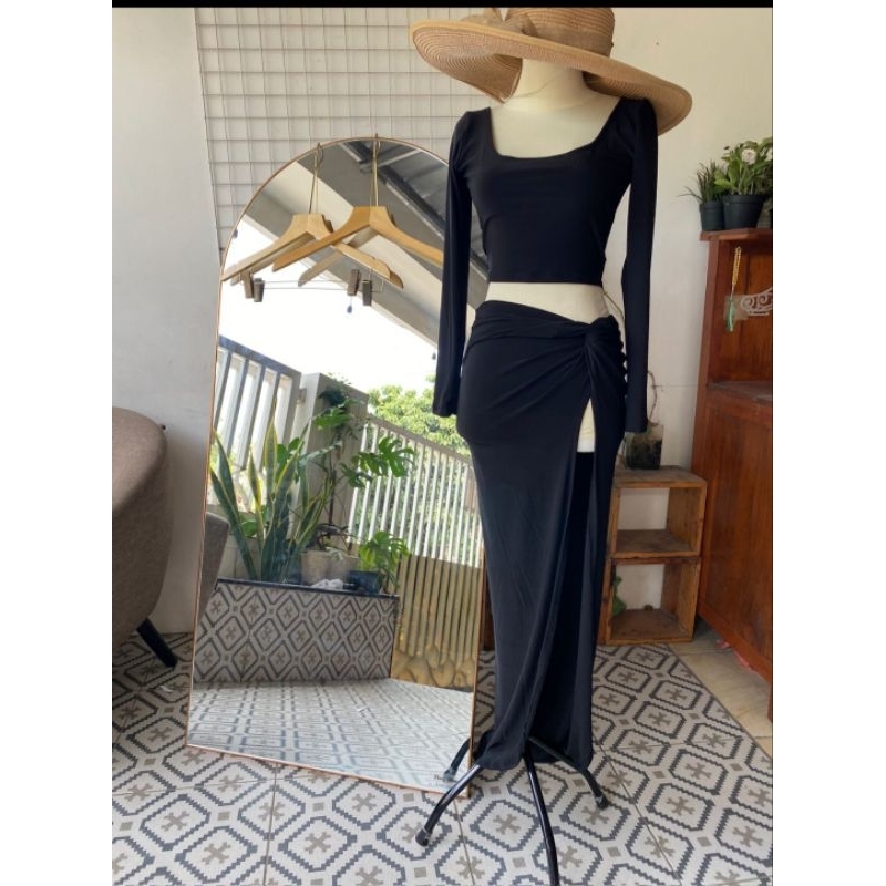 ONE SET FASHION WANITA SET PANTAI SPANDEK JERSY KOREA