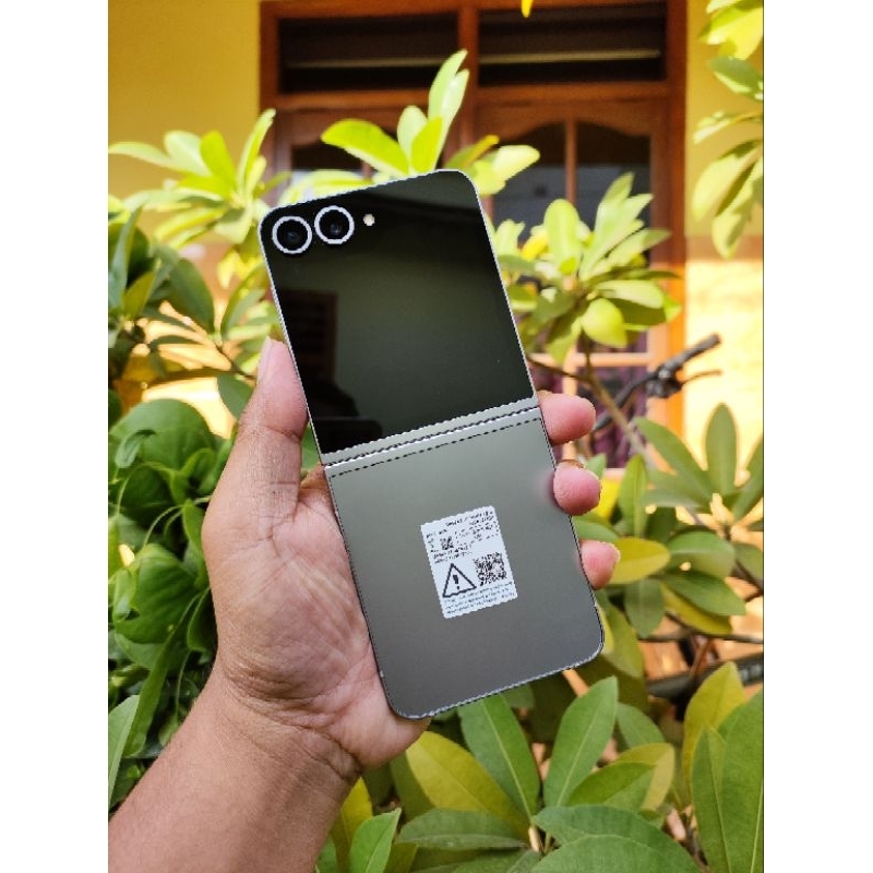 Samsung Z Flip 6 256gb second istimewa