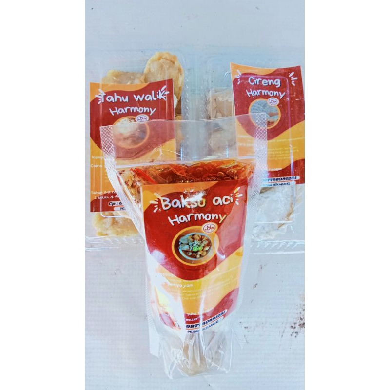 

1 paket baso Aci, tahu walik, cireng ayam suwir