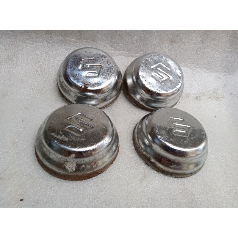 dop center dop tutup as roda Suzuki carry st100