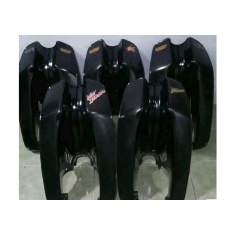 SAYAP DEPAN ORI HITAM. SUZUKI BRAVO,RC100,RC80 ORIGINAL SECCOUND
