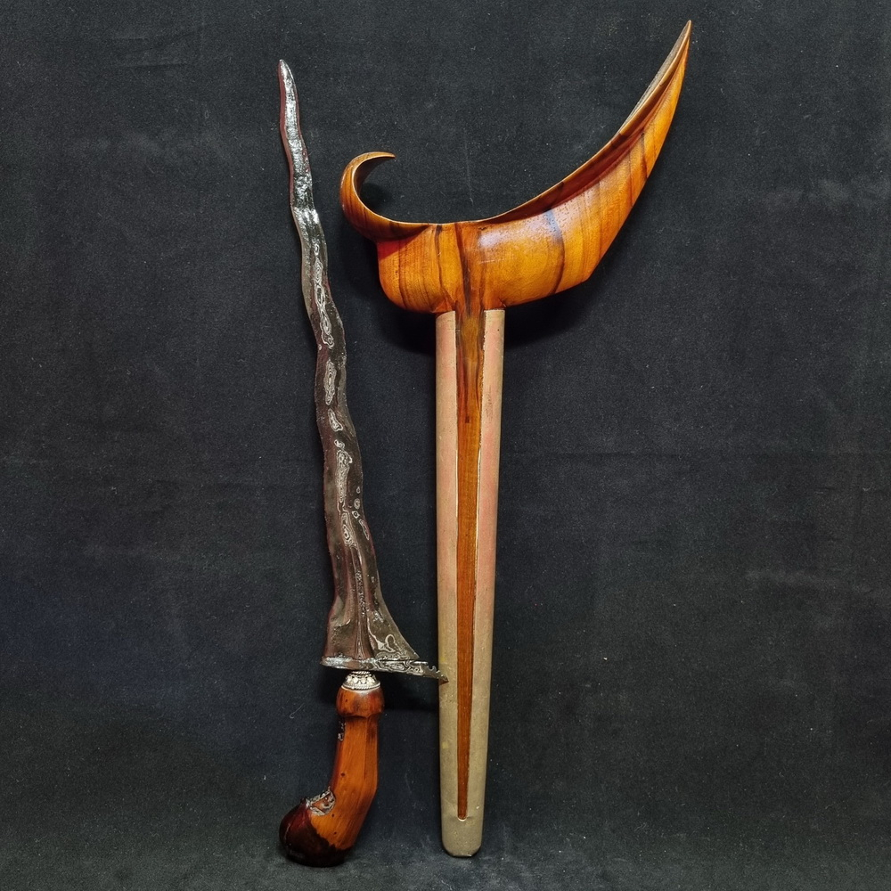 Keris Bandotan Luk 11 Sepuh