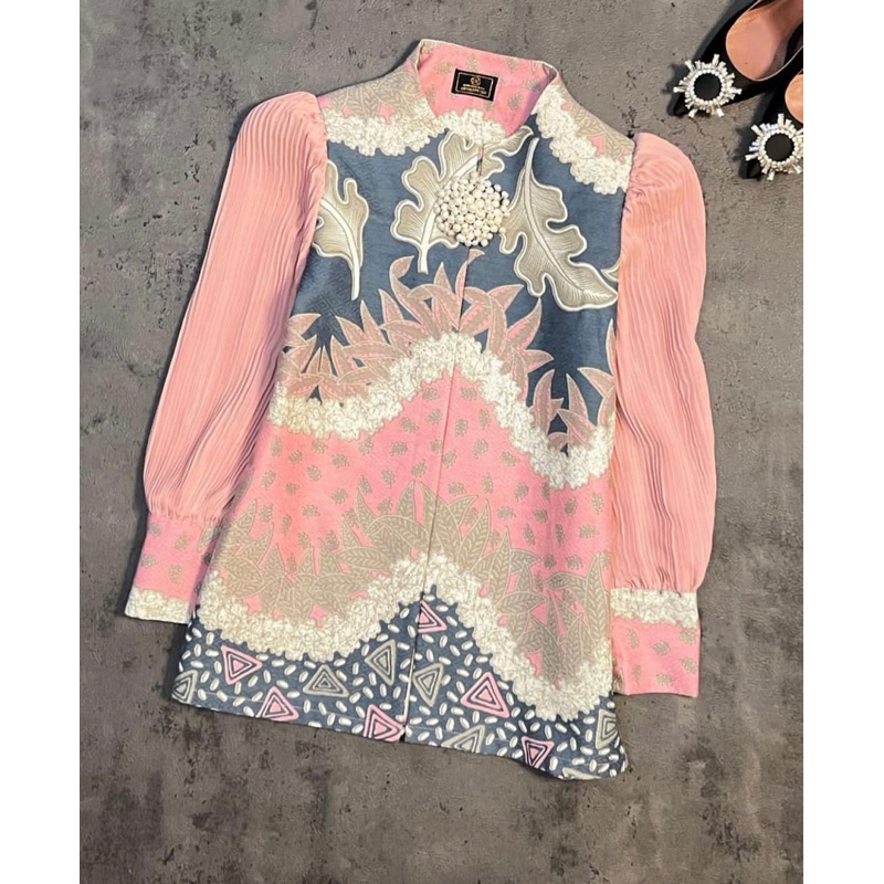 Batik premium by wanita batik