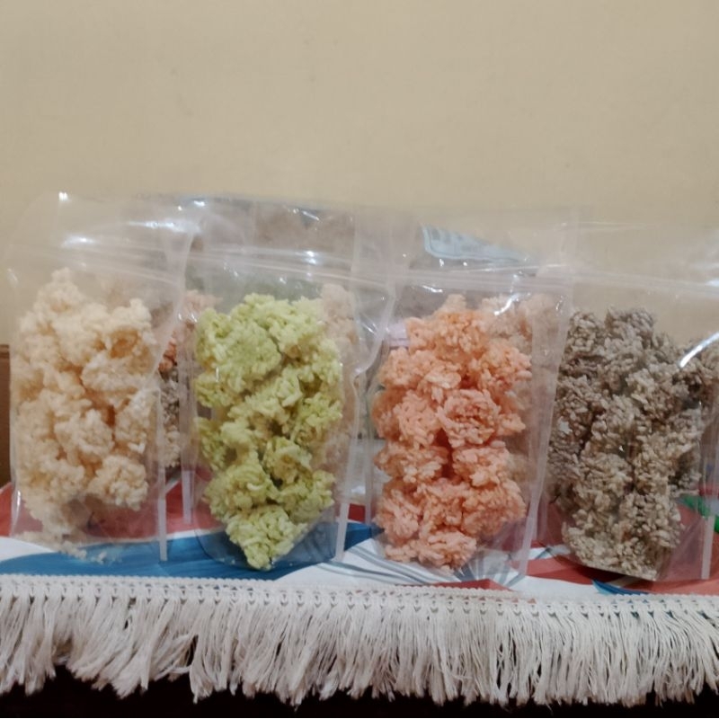 

Rengginang mini matang rasa cumi,bawang, seledri,terasi,balado, udang dan mix