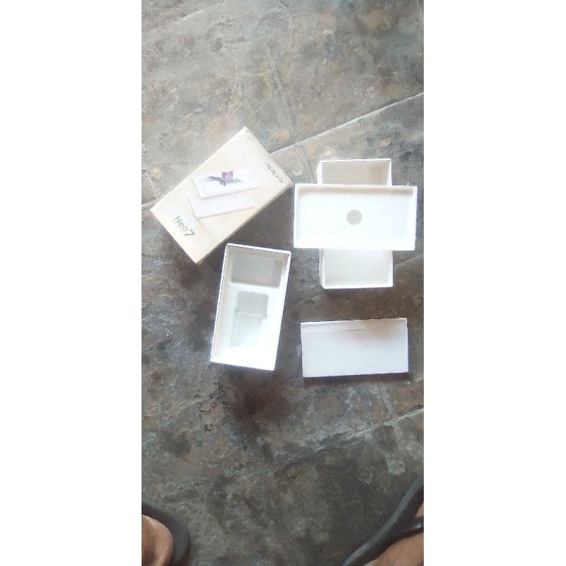 bok Oppo Neo 7 bekas