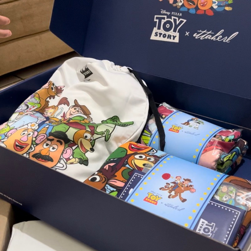 Ittaherl disney special edition toy story size 41