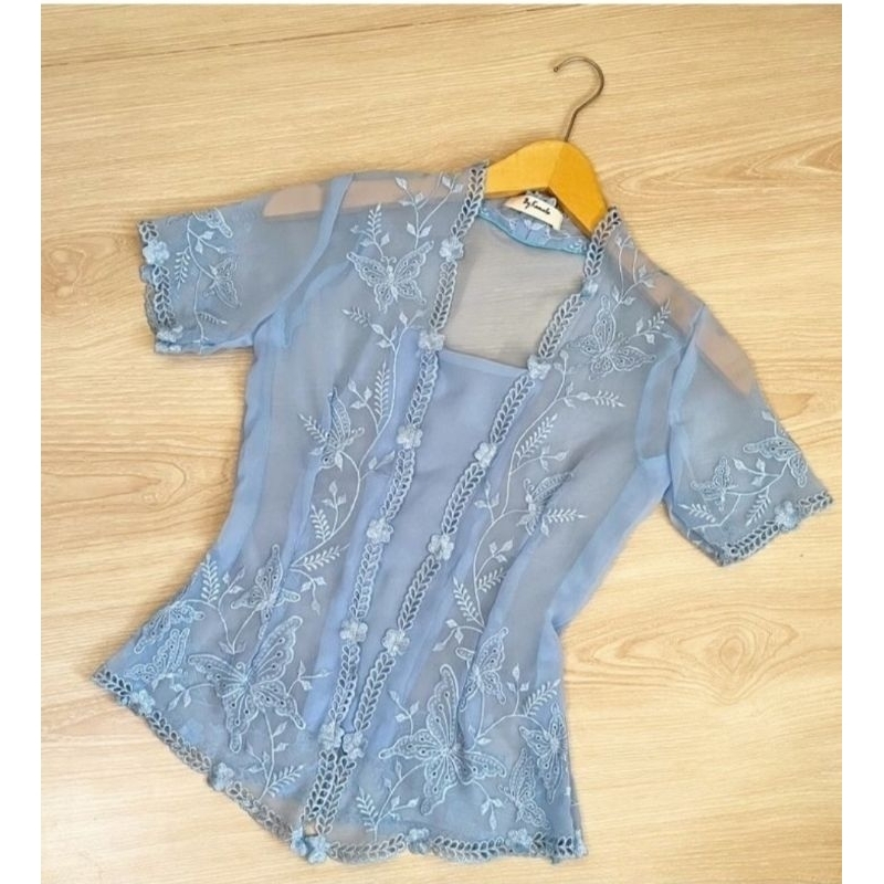 Kebaya Jadi Bordir Tangan Pendek Motif Kupu || Kebaya Adat Bali Modern || Kebaya Adat Bali Kekinian 