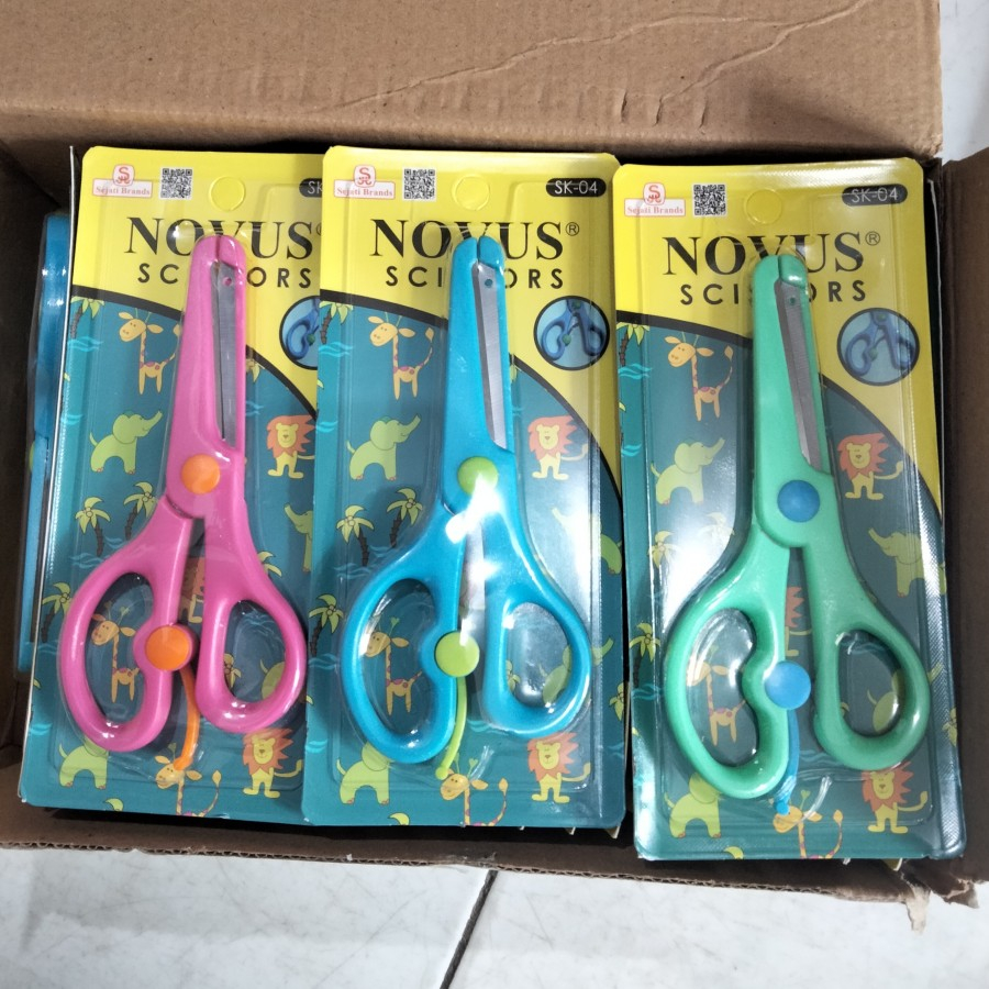 

Gunting Anak Novus SK-04