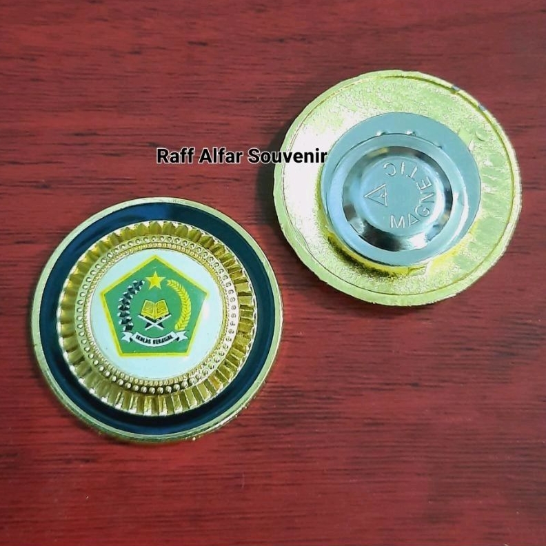 Pin kemenag magnet