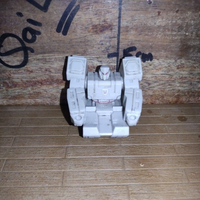 Figure transformers Cybertron Megatron Mcd Happy meal