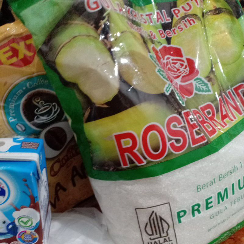 

Min yak, mi sedap, gulla, parfum