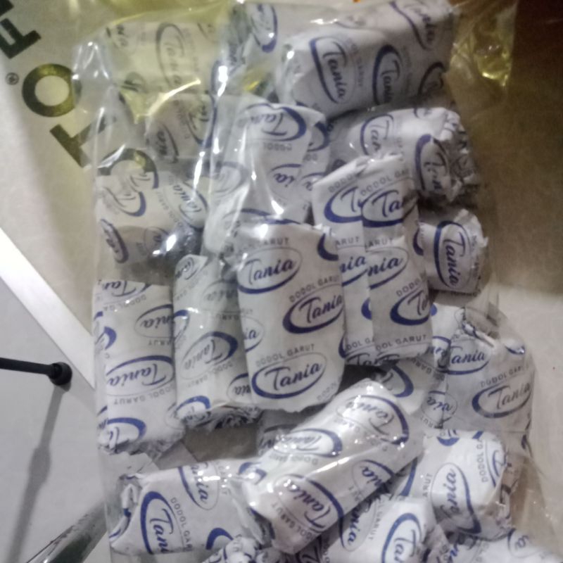 

Dodol Garut 500 gram