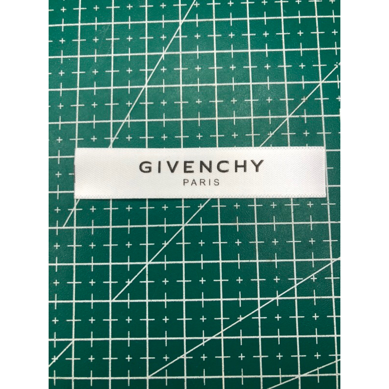

GIVENCHY TAG WASH PRINTING SUPER PREMIUM CO 1X DI KIRIM 600PCS