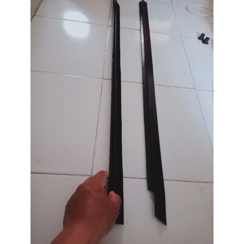 Pelipit Kaca Luar Timor KW 1